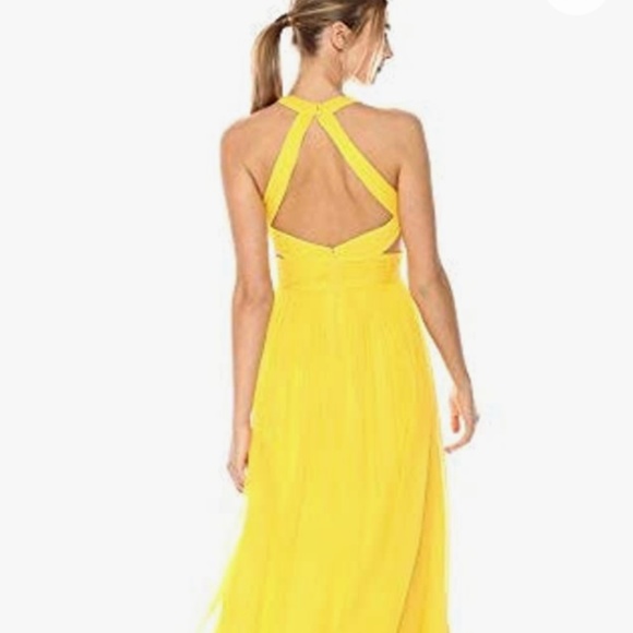 Formal dress - Picture 4 of 6